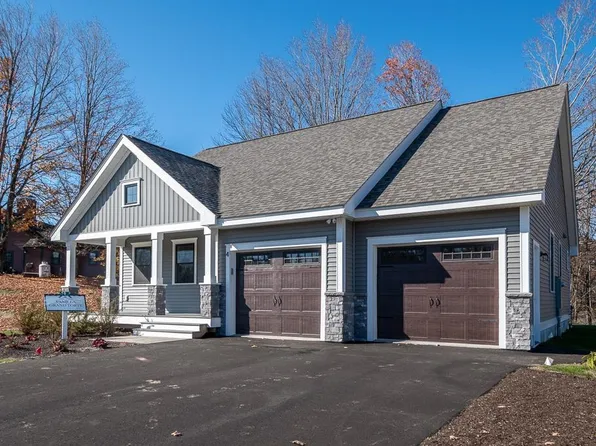 3 Byrne Circle, Brentwood, NH 03833