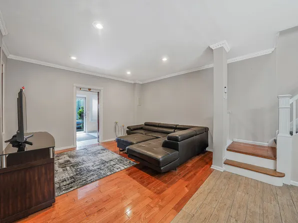 70-27 69th Street image 8 of 31