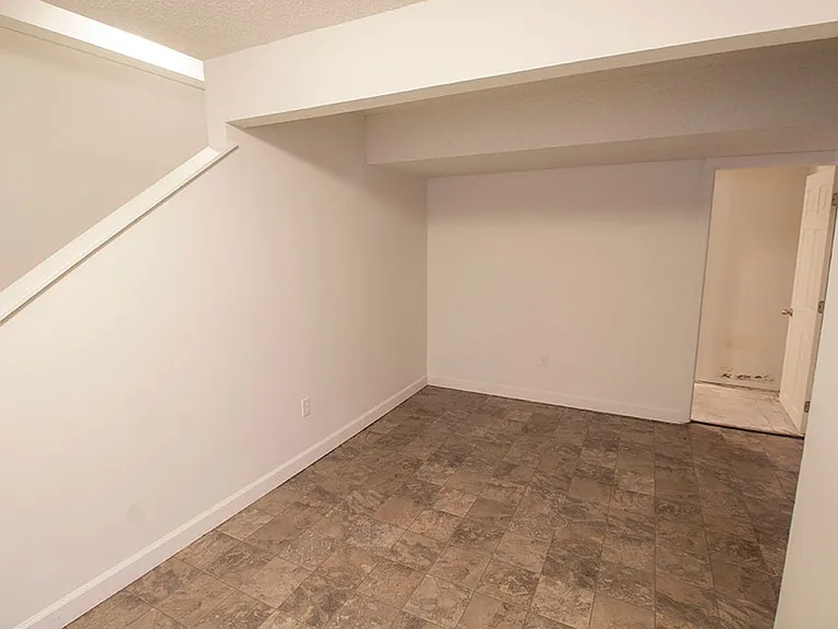 210 Wheaton Ct — Photo 20