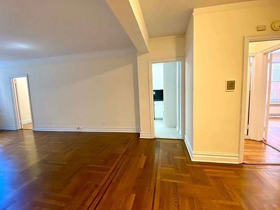 5th image of 225 Sterling Pl #1NN