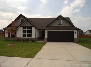 15804 E 75th Pl N, Owasso, OK 74055