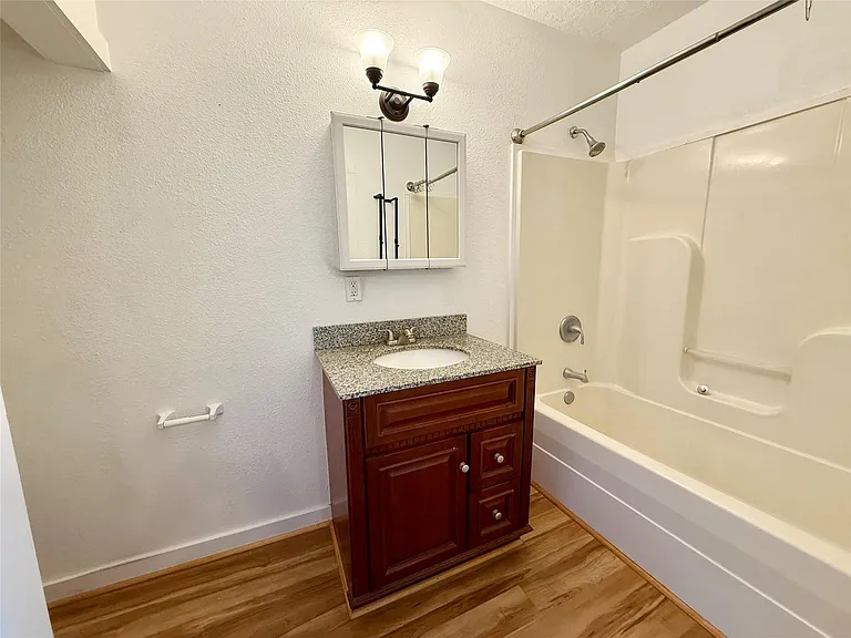 232 S Tesch St #236 — Photo 6