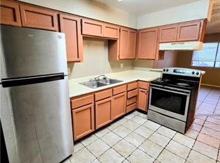 412 N 14th St APT 1, Las Vegas, NV 89101