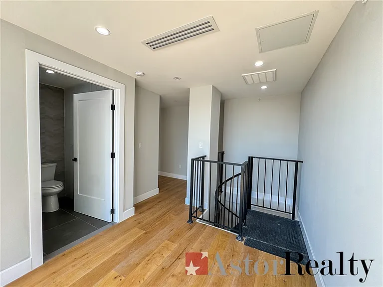 30-85 31st St #5D — Photo 11