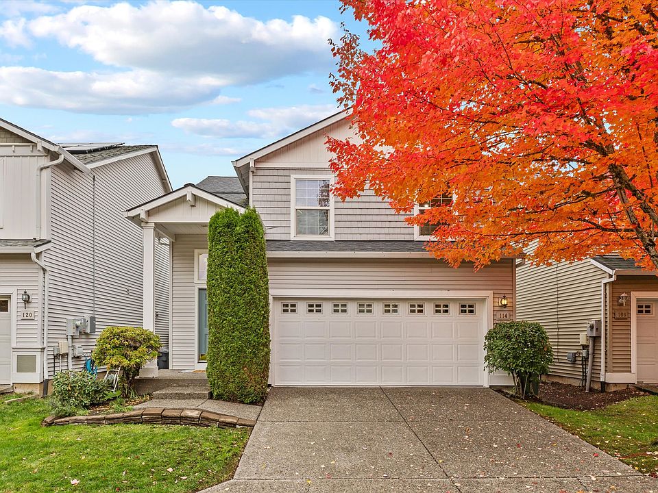 1st image of 114 NE Feather Ct