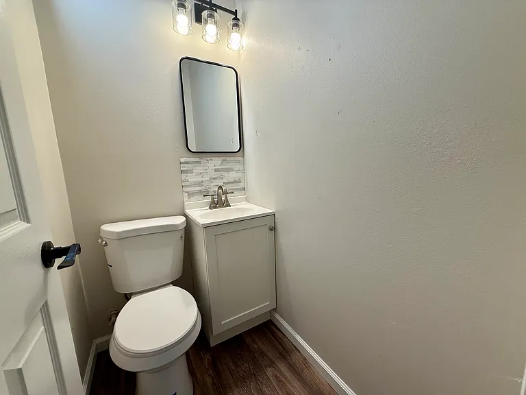 1905 Teal Dr — Photo 3