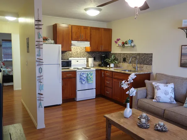85 Walaka St #106, Kihei, HI 96753