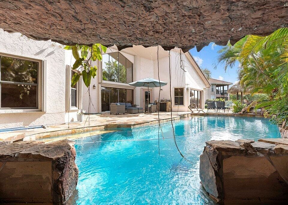 1st image of 12660 Magnolia Court