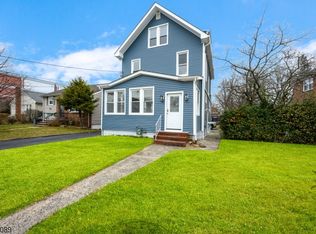 1955 Vauxhall Rd, Union, NJ 07083