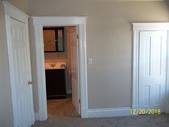 5th image of 309 9th Ave N