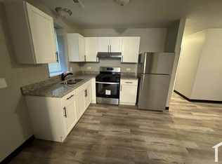 426 W Normal Pkwy #3, Chicago, IL 60621