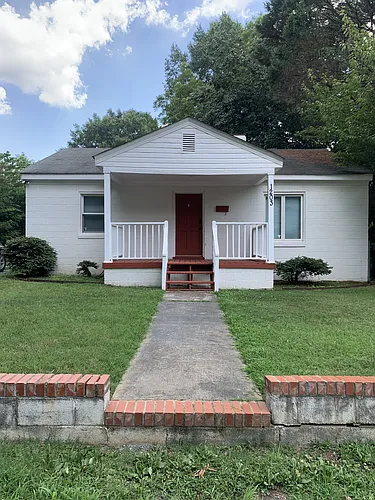 1203 W Crowell St Photo 1
