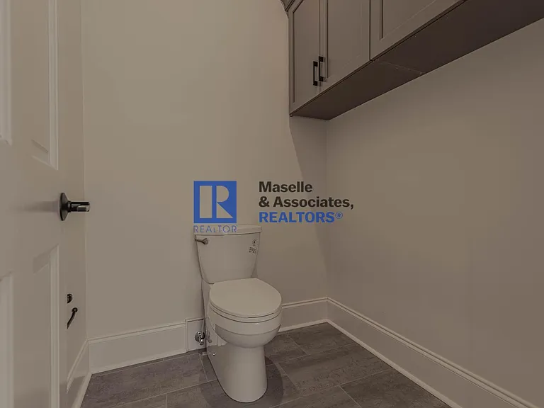 412 Dover Ln — Photo 44
