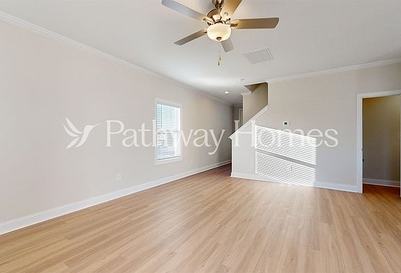 4th image of 191 Susannah St