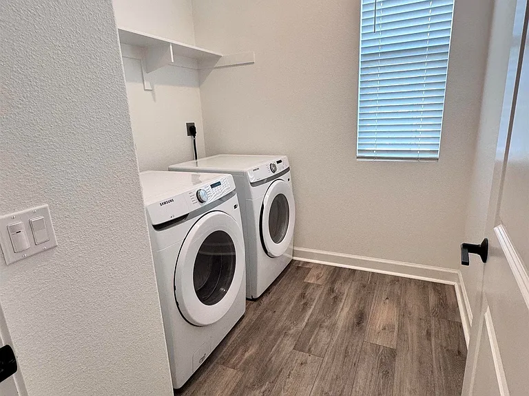 784 Mateo St #1 — Photo 11