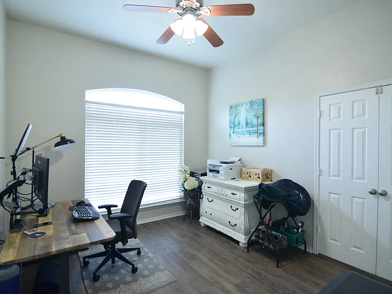4814 Water Oak Dr — Photo 10