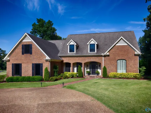 1707 Winston St, Guntersville, AL 35976