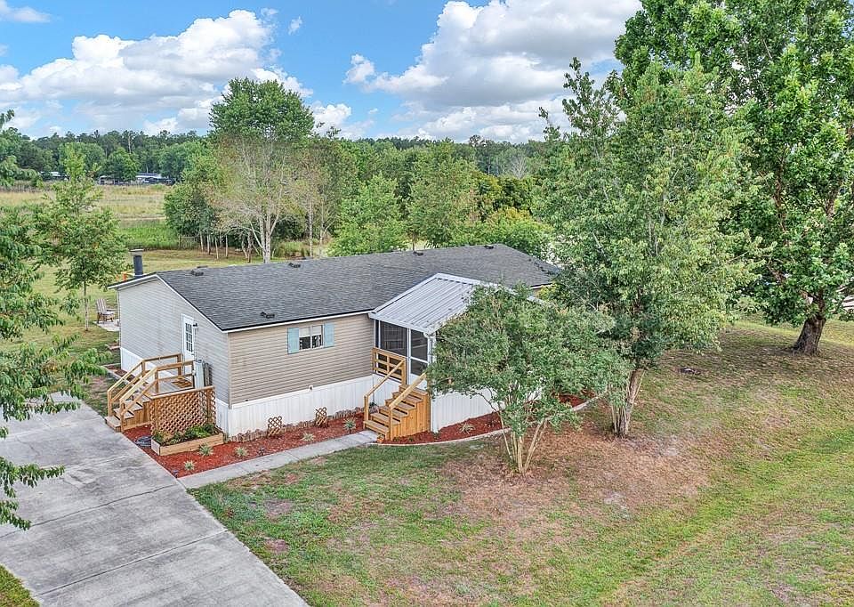 1st image of 35018 Duckpond Ct