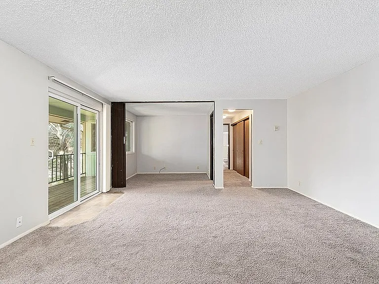The Landon — Photo 32