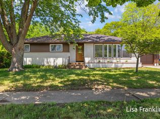 1007 Orchard Ave, Grand Haven, MI 49417