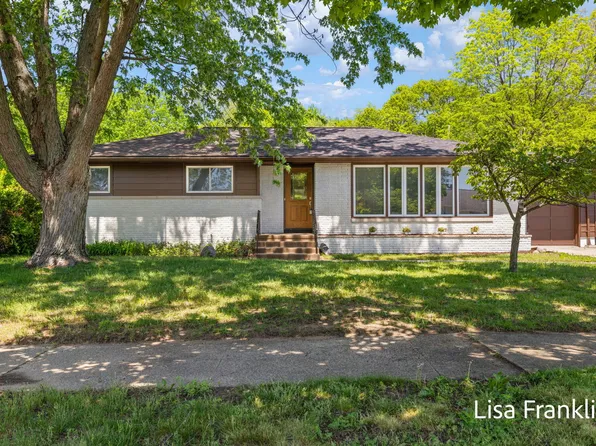 1007 Orchard Ave, Grand Haven, MI 49417