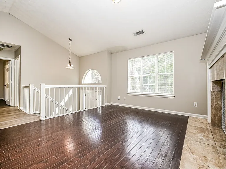 7105 E Village Ct — Photo 5