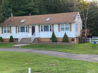 393 Buckelew Ave, Monroe Township, NJ 08831