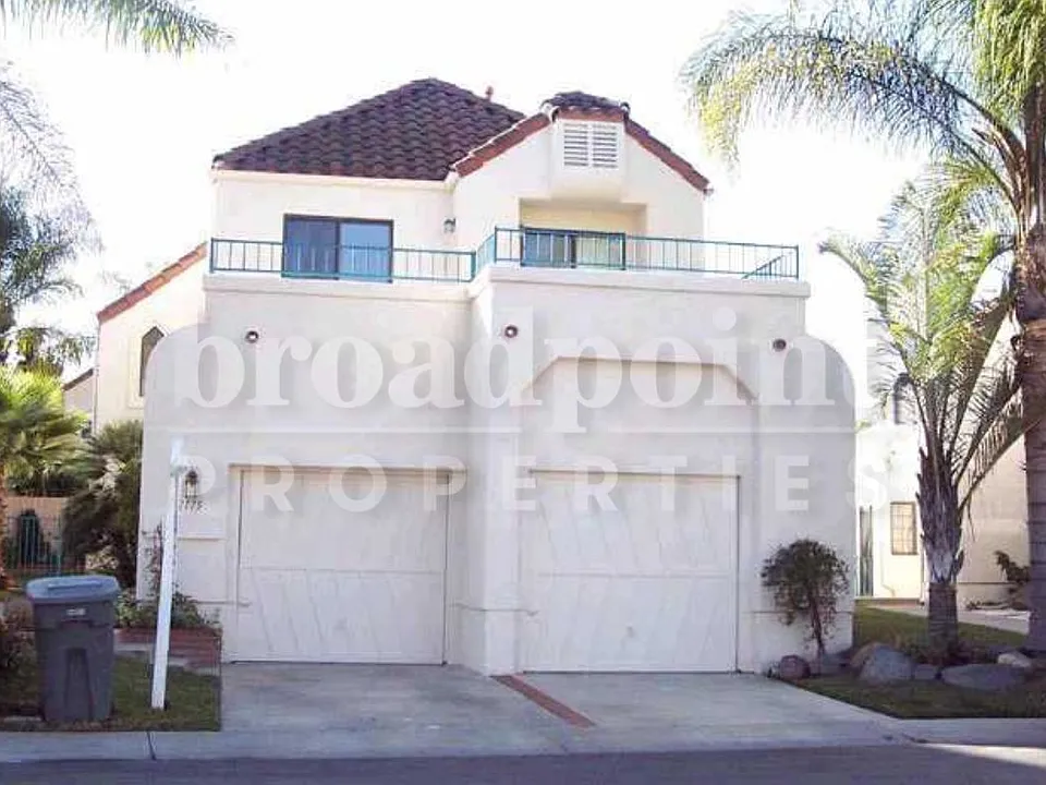 2175 Villa Sonoma Gln