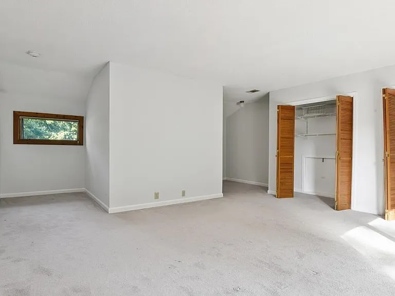1000 Muirfield Dr — Photo 17