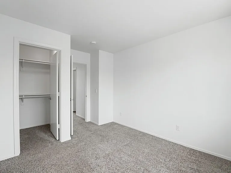 7552 W Nicolet Ave — Photo 30