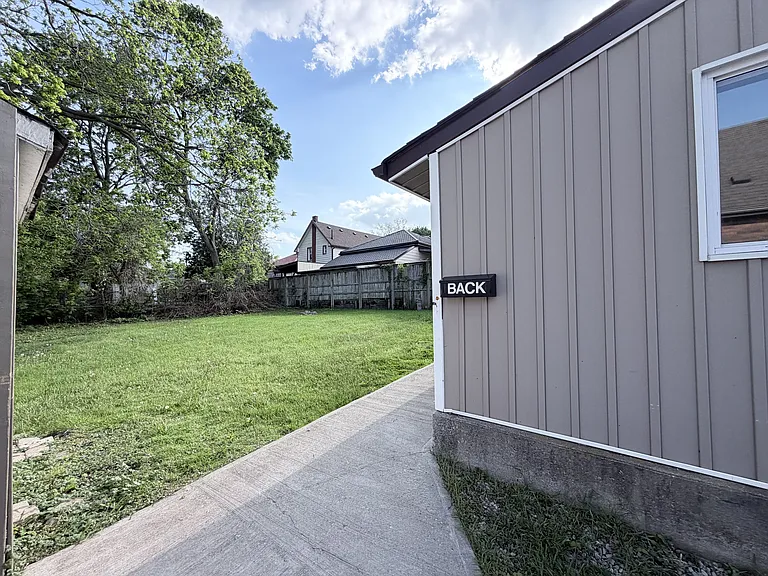 85 Mary St #2 — Photo 14