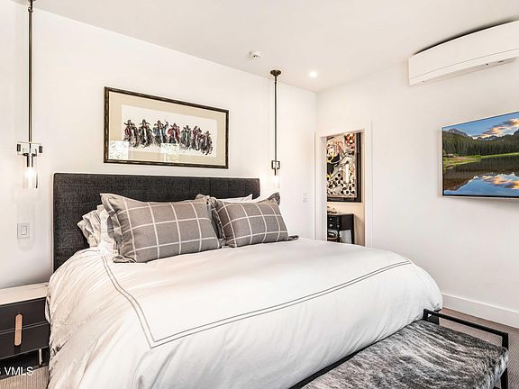 5th image of 751 Singletree Rd #3