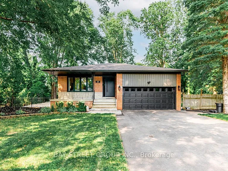 25 Jeremy Dr #ROOM — Photo 1