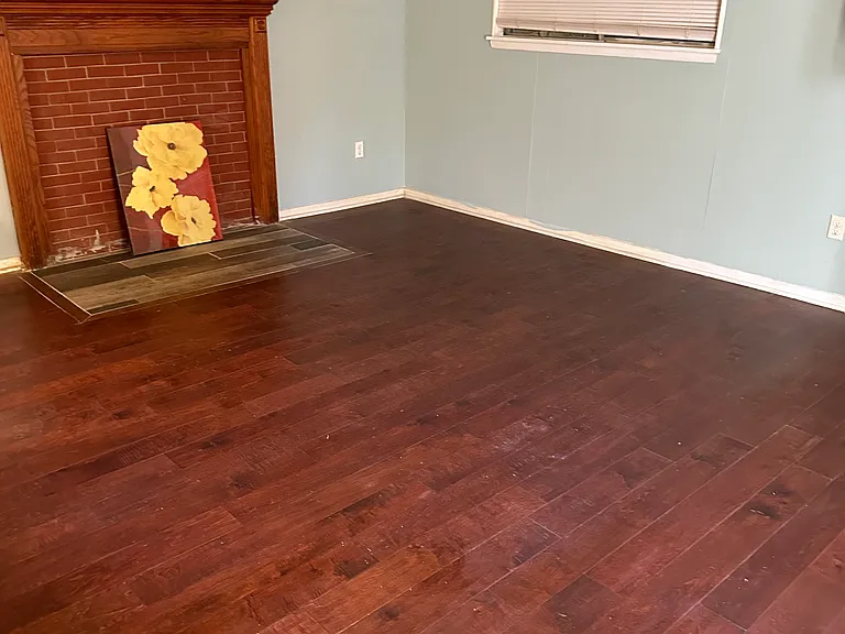 1435 Haywood Ave — Photo 3