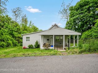 906 Palm St, Scranton, PA 18505