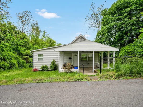 906 Palm St, Scranton, PA 18505