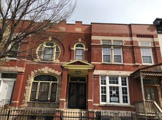 2750 W Warren Blvd, Chicago, IL 60612