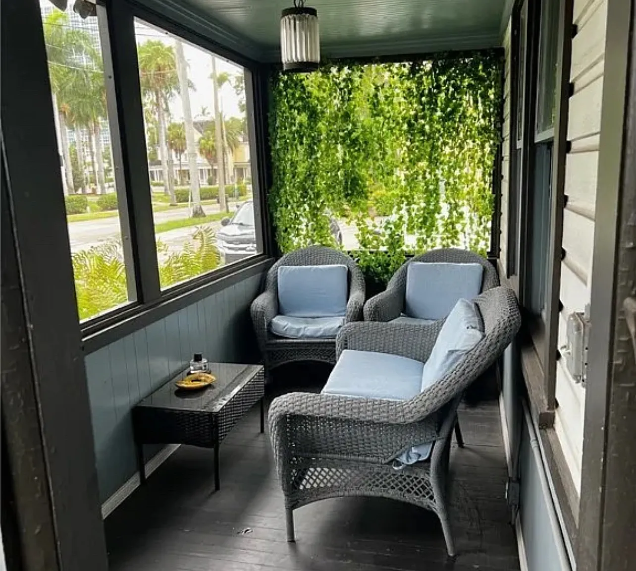 3 bed, 1350 sqft, $2,200 — Photo 3