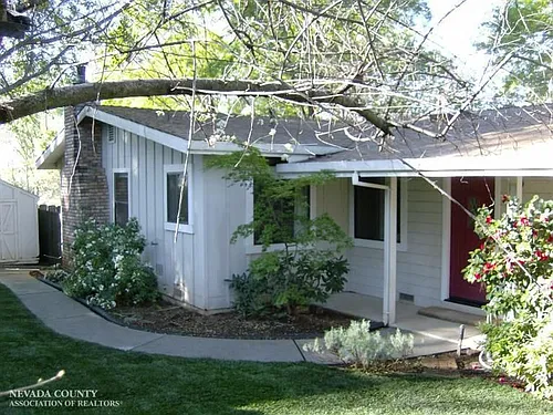 12381 Sunset Ave Photo 1