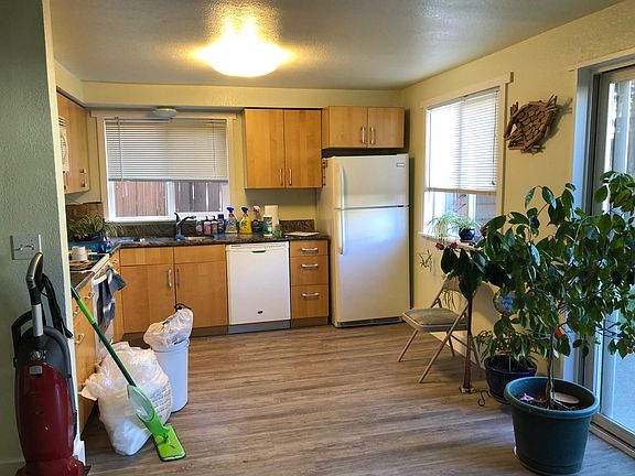 4th image of 20415 28th Ave W APT D