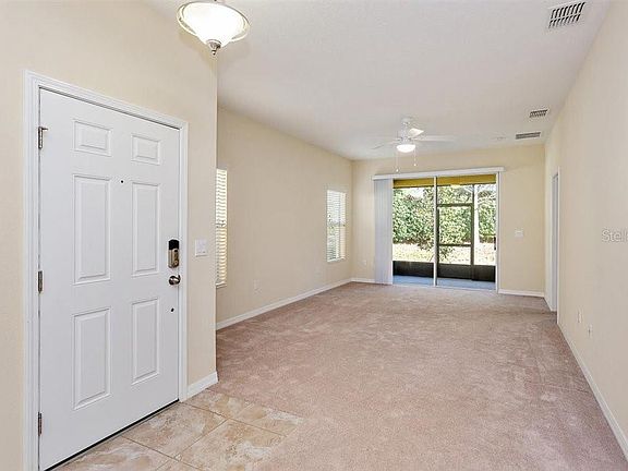 4th image of 3603 Solana Cir #A