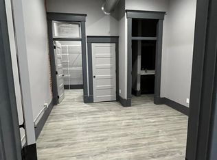 1216 2nd St, Perry, IA 50220