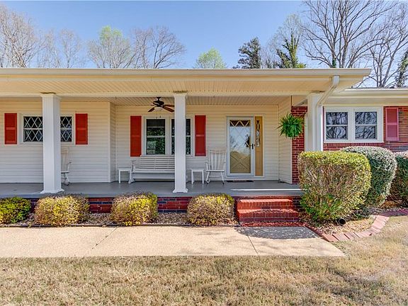 4th image of 3410 Maynard Cir