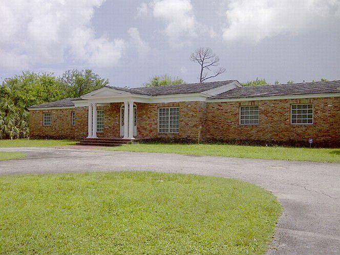 2nd image of 6280 SW 104th St