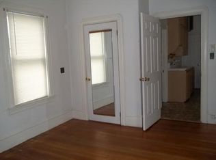 175 Hamlet St APT 1, Fall River, MA 02724