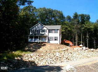 L-3 Randell Dr, Oxford, CT 06478