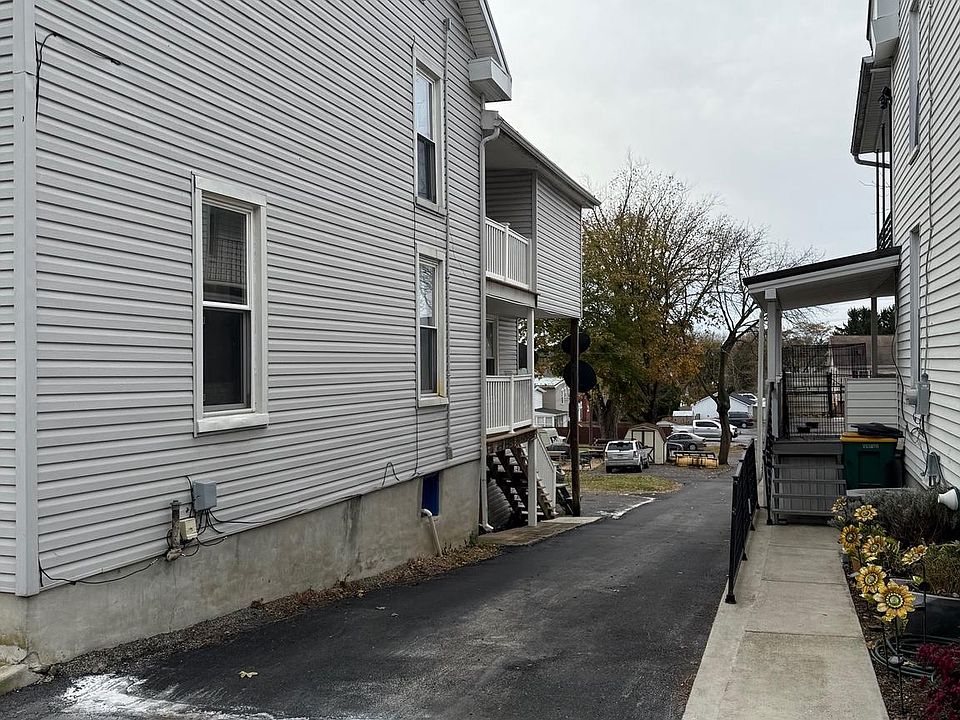 2nd image of 326 W 2nd St