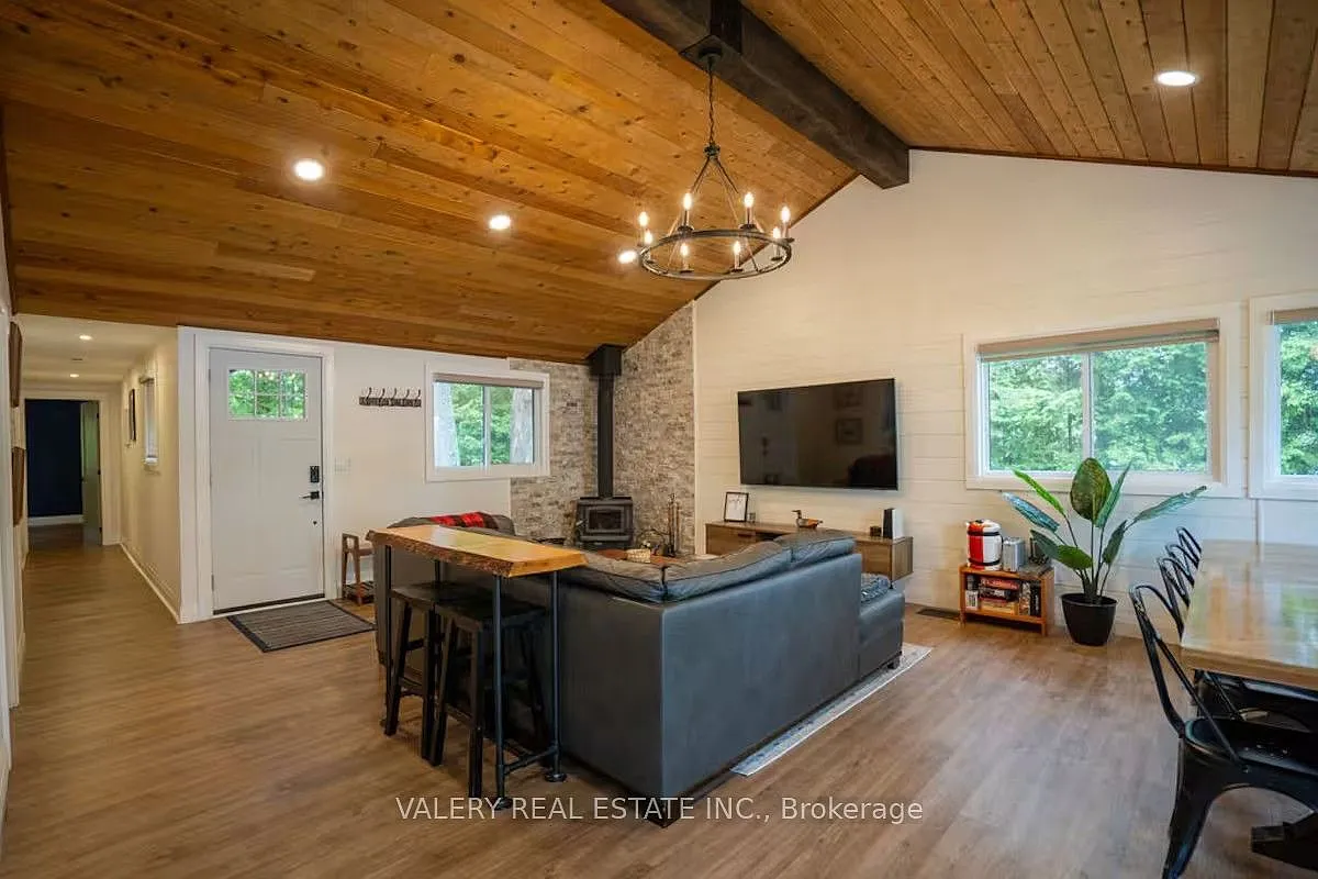 3 bed, $4,000 — Photo 3