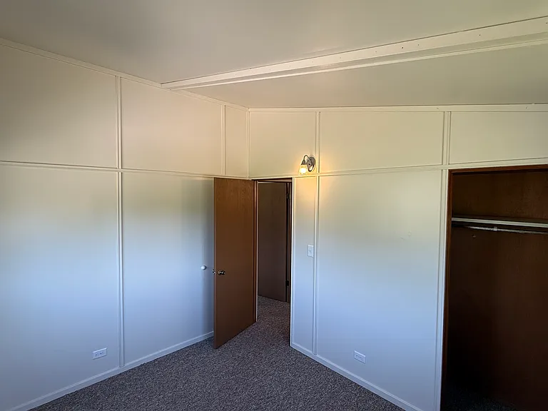 1205 La Crescent St #4 — Photo 7