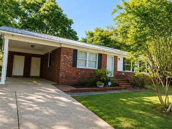1930 Saint Paul Ave, Fayetteville, NC 28304
